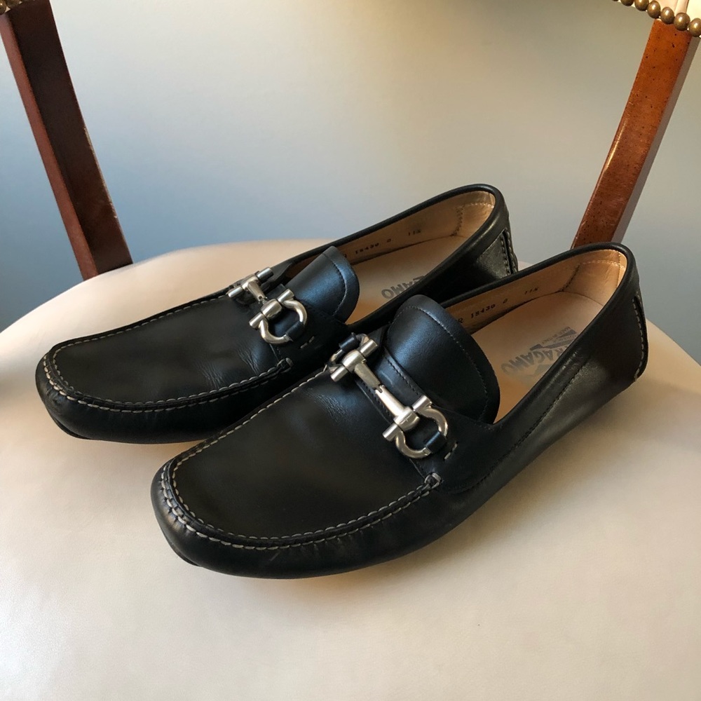 Men's Salvatore Ferragamo black leather driver style loafers